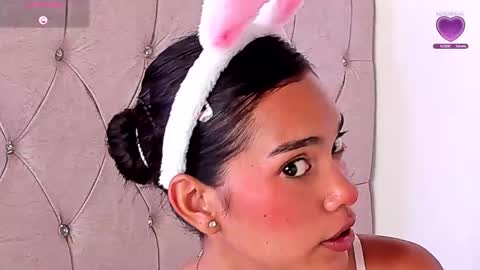 Snapshot of valeriah7 chatting on 02.13.26 valen online show from 02.13.26