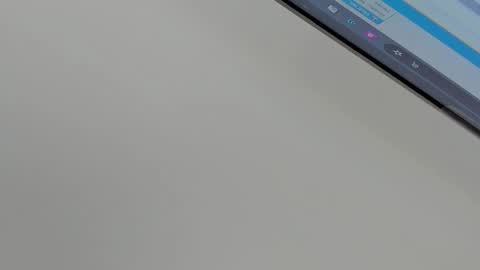 Valeria online show from 12.22.25