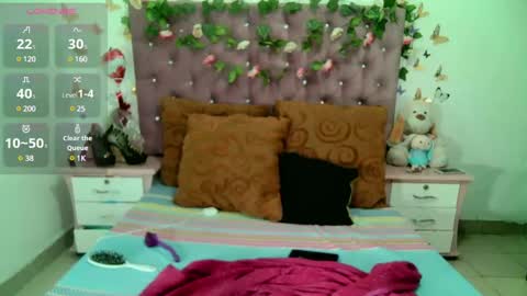 Snapshot of valeriatsx chatting on 02.21.25 La valerie26 online show from 02.21.25