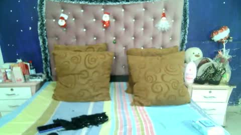 La valerie26 online show from 12.19.25