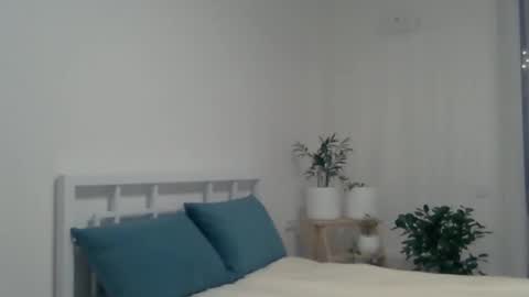 Snapshot of valerie_rose777 chatting on 02.16.25 valerie_rose777 online show from 02.16.25