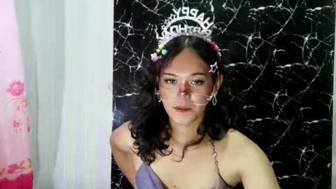 Snapshot of valerie_whore chatting on 06.20.26 valerie online show from 06.20.26