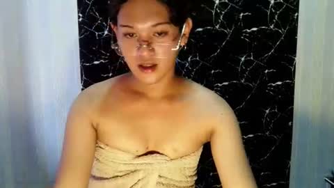 Snapshot of valerie_whore chatting on 06.21.26 valerie online show from 06.21.26