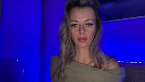 Valerie  online show from 12.05.25