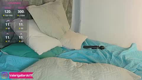 Snapshot of valerigallardo chatting on 11.22.25 valerigallardo online show from 11.22.25