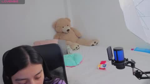 Juli C online show from 04.17.26