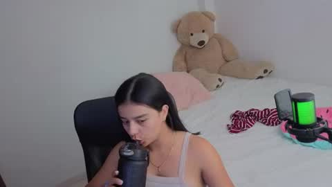 Snapshot of valerihouse_ chatting on 07.24.26 valerihouse_ online show from 07.24.26
