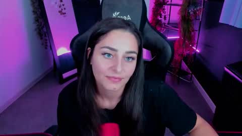 Valerie online show from 10.28.25