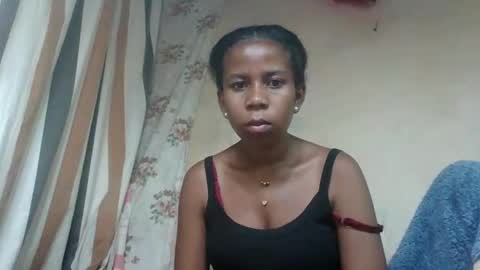 Snapshot of valerinezah chatting on 02.04.26 valerinezah online show from 02.04.26