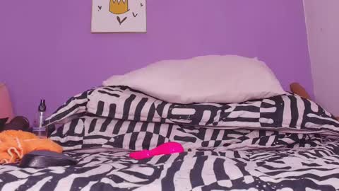 Valeryn online show from 02.25.25