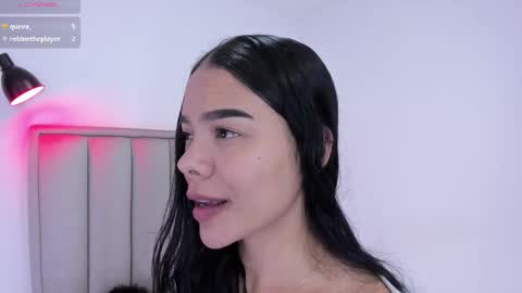 Cris  online show from 10.25.25