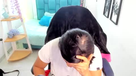 valery_bonneth online show from 02.25.26