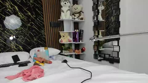  valery kiim2  online show from 11.30.25