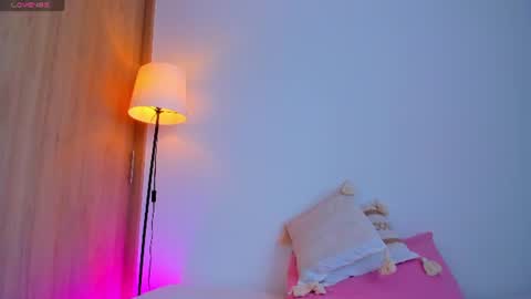 Snapshot of valery_kils chatting on 07.12.26 VALERY online show from 07.12.26