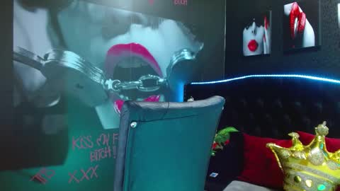 Valeria online show from 12.14.24