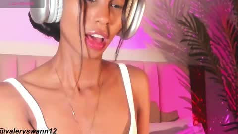 Valery swan1 online show from 02.07.25