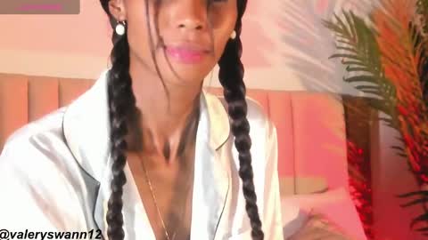 Valery swan1 online show from 02.07.25