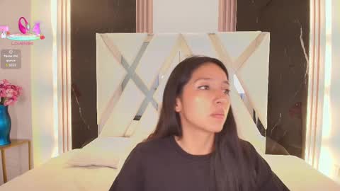 Snapshot of valery_wang chatting on 03.05.25 Val online show from 03.05.25