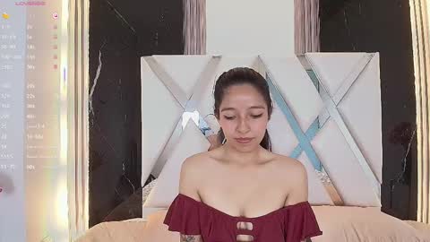 Snapshot of valery_wang chatting on 03.07.25 Val online show from 03.07.25