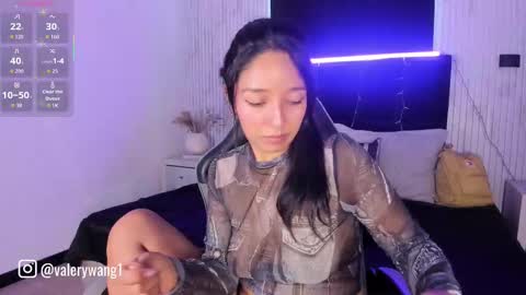 Snapshot of valery_wang chatting on 09.16.25 Val online show from 09.16.25