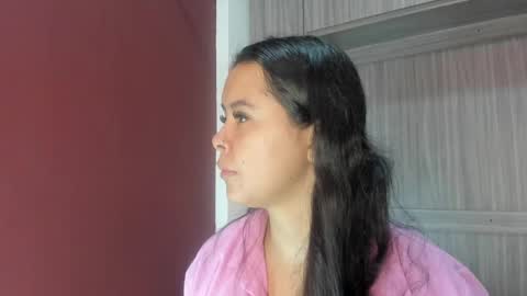 Snapshot of valerymeyerr chatting on 05.04.26 valerymeyerr online show from 05.04.26