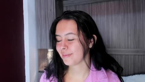 Snapshot of valerymeyerr chatting on 05.28.26 valerymeyerr online show from 05.28.26