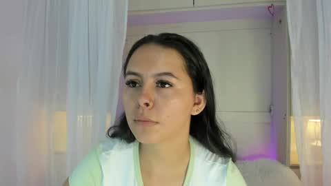 Snapshot of valerymeyerr chatting on 05.29.26 valerymeyerr online show from 05.29.26