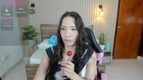 Snapshot of valeryn_rosse chatting on 06.30.26 valeryn rosse online show from 06.30.26