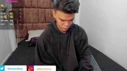 Snapshot of valerystonne_ chatting on 12.26.24 Valery Stonne online show from 12.26.24