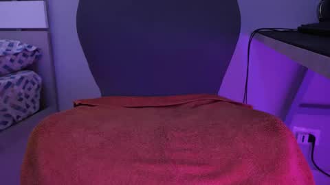 tinyfemboy online show from 11.25.25