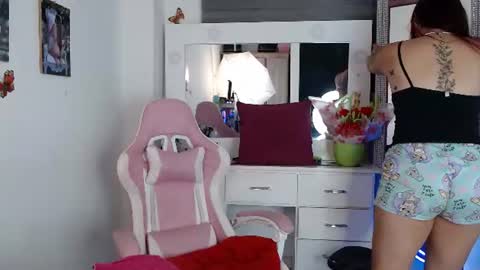 Snapshot of valeryy_sexyy chatting on 06.25.26 --- online show from 06.25.26