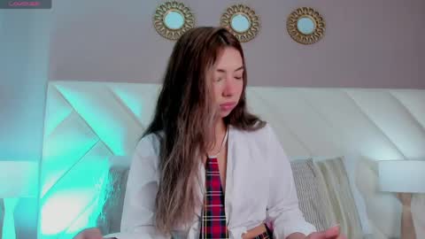 Snapshot of valeygomez chatting on 06.03.26 Valey online show from 06.03.26