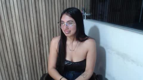 Snapshot of valk_diaz chatting on 03.19.26 Valk online show from 03.19.26