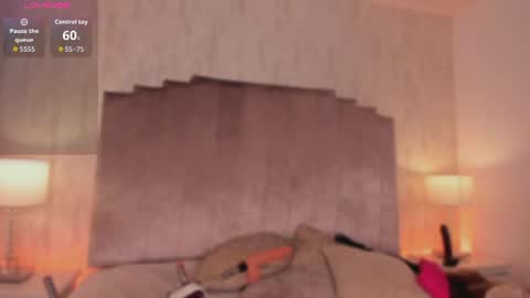 Snapshot of valka_doll chatting on 07.31.26 valka_doll online show from 07.31.26