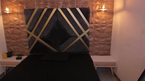 VALKA ROSS online show from 02.17.26