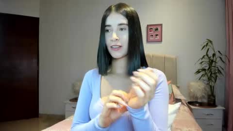Snapshot of vallejo_macarena chatting on 04.26.26 Macarena online show from 04.26.26