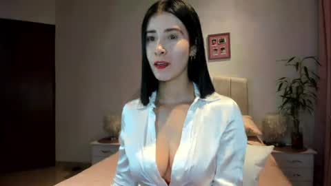 Snapshot of vallejo_macarena chatting on 06.12.26 Macarena online show from 06.12.26