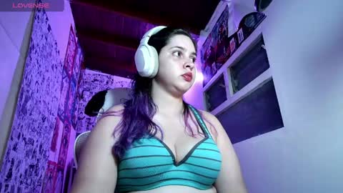 Im Violet online show from 04.16.26