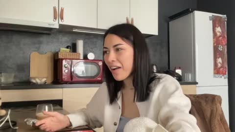 Little Devil online show from 03.04.25