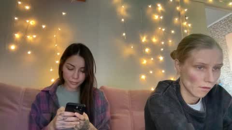 Little Devil online show from 09.21.25