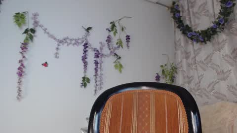 valquiria_sirgun online show from 02.13.25