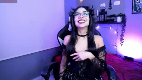 vampy_dolll online show from 04.17.26