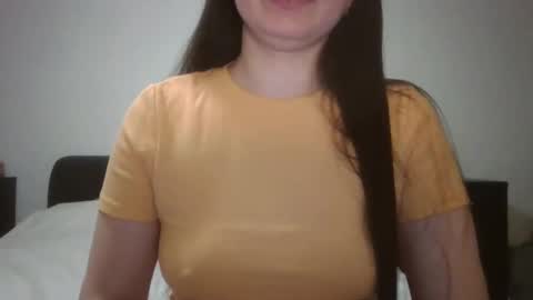 Snapshot of vanesajewel chatting on 03.05.25 VanesaJewel online show from 03.05.25