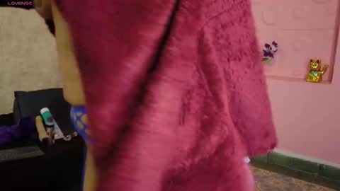 Vanessa online show from 10.24.25