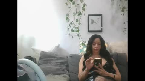 vanessa__foxx online show from 12.23.24