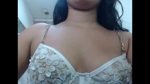 Snapshot of vanessa_f chatting on 06.13.26 vanessa online show from 06.13.26