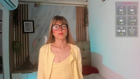 Snapshot of vanessa_jenner chatting on 05.20.26 vanessa_jenner online show from 05.20.26