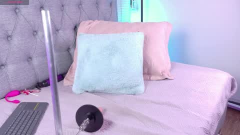 vanessa_mejiia online show from 04.01.26