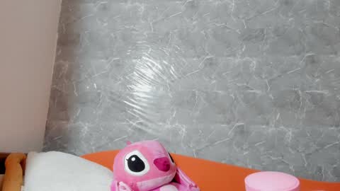 Snapshot of vanessaadol chatting on 02.04.25 vanessaadol online show from 02.04.25