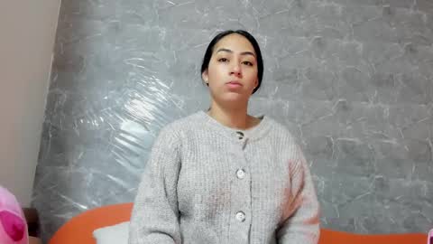 Snapshot of vanessaadol chatting on 02.11.25 vanessaadol online show from 02.11.25